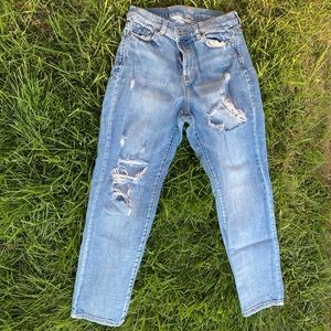 NY&Co Super High Rise Distressed Jeans Size 6
